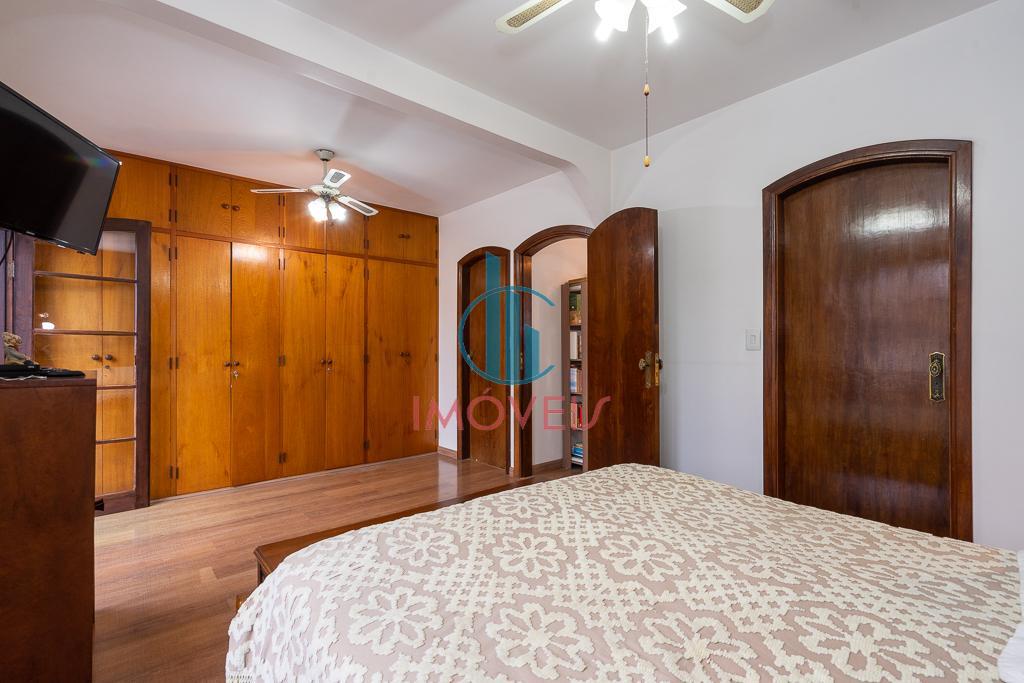 Casa à venda com 3 quartos, 194m² - Foto 20