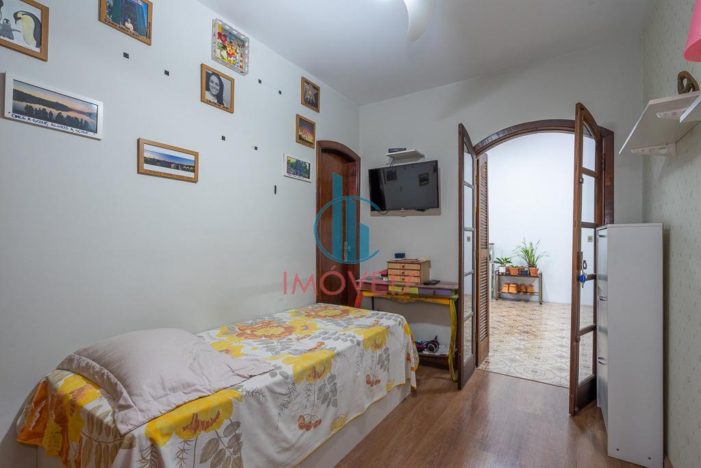 Casa à venda com 3 quartos, 194m² - Foto 15