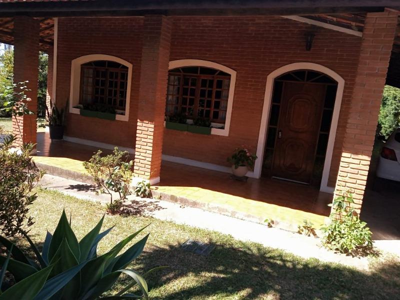 Fazenda à venda com 3 quartos, 1027m² - Foto 2