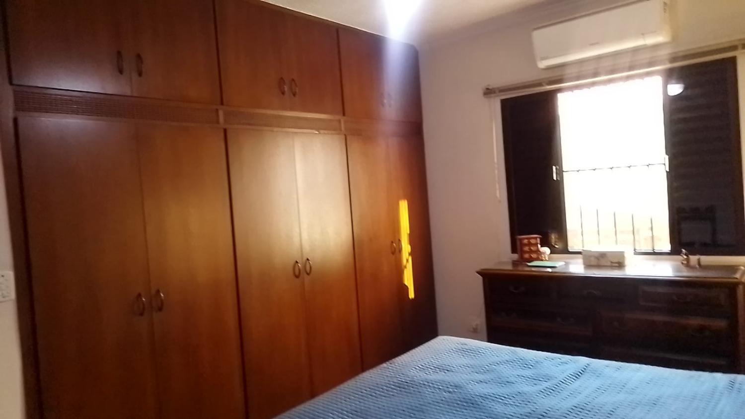 Casa à venda com 3 quartos, 245m² - Foto 22