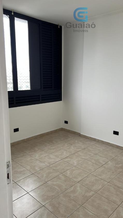 Apartamento para alugar com 2 quartos, 70m² - Foto 6