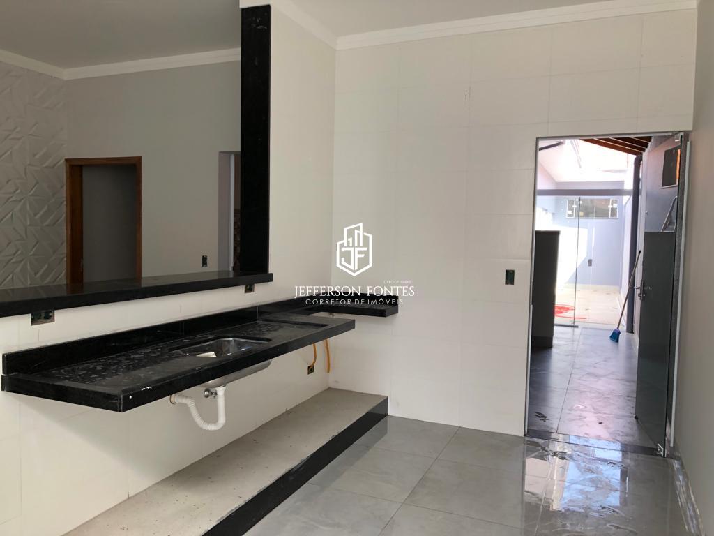 Casa à venda com 3 quartos, 160m² - Foto 3