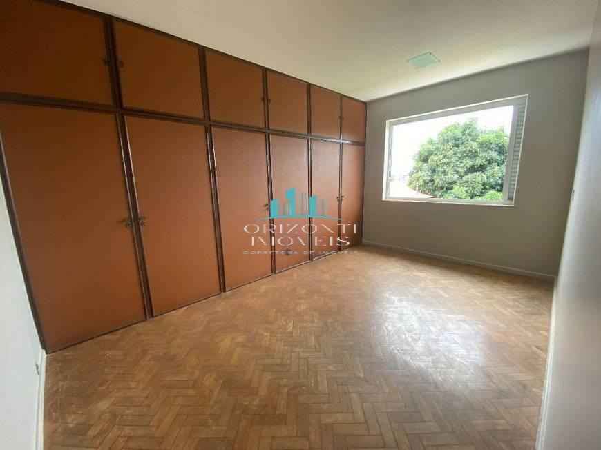 Casa para alugar com 6 quartos, 500m² - Foto 16