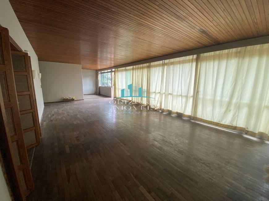 Casa para alugar com 6 quartos, 500m² - Foto 23