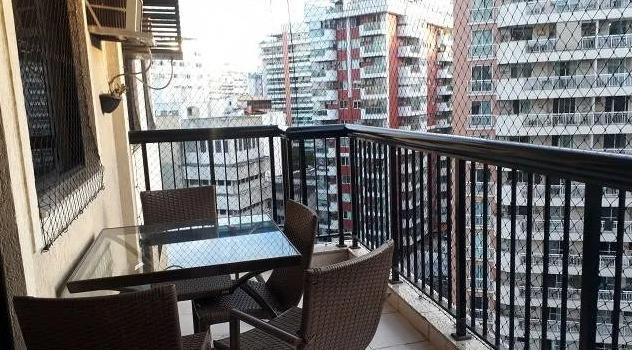 Apartamento à venda com 3 quartos, 95m² - Foto 2