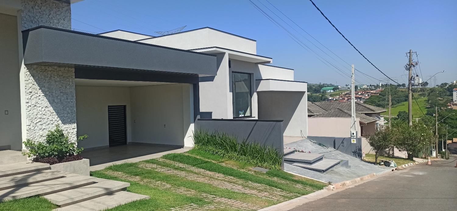 Casa de Condomínio à venda com 3 quartos, 210m² - Foto 2