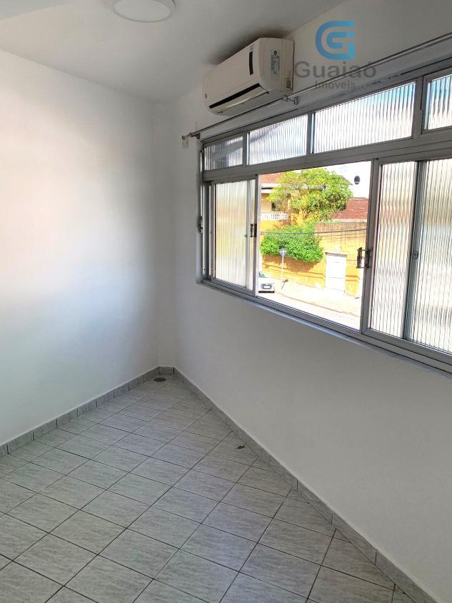 Casa à venda com 2 quartos, 79m² - Foto 2