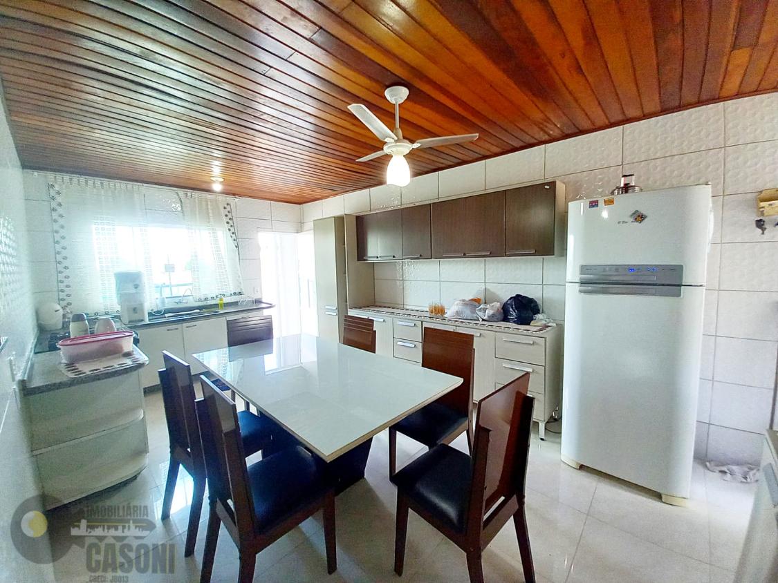 Casa à venda com 3 quartos, 194m² - Foto 7