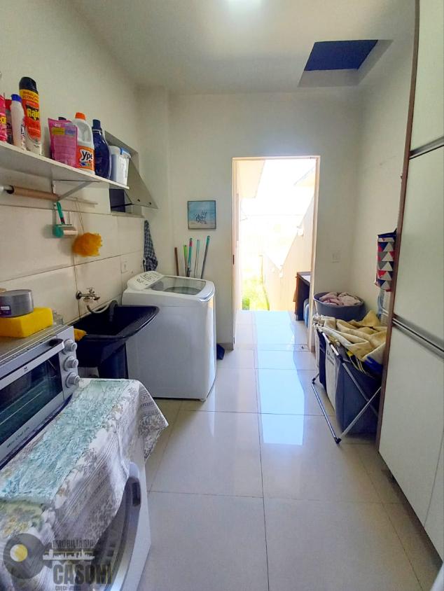 Casa à venda com 2 quartos, 108m² - Foto 12