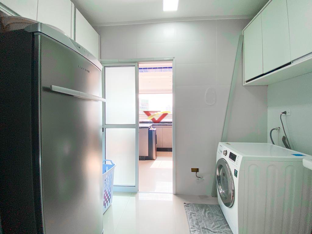 Apartamento à venda com 3 quartos, 135m² - Foto 20