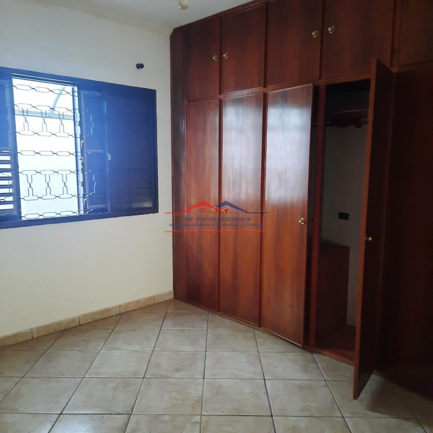 Casa à venda com 2 quartos, 140m² - Foto 6