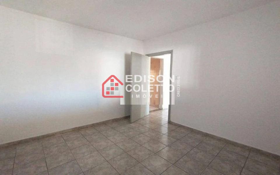 Casa à venda com 3 quartos, 101m² - Foto 18