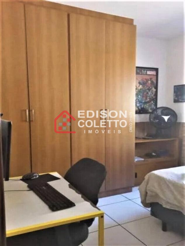 Casa à venda com 3 quartos, 88m² - Foto 6