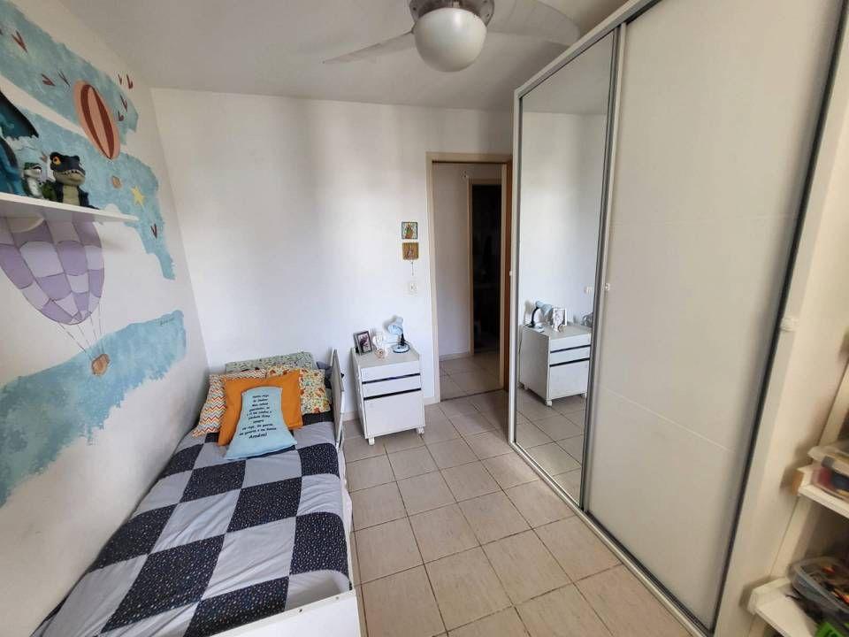 Apartamento à venda com 3 quartos, 95m² - Foto 15