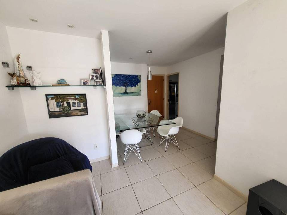 Apartamento à venda com 3 quartos, 95m² - Foto 4