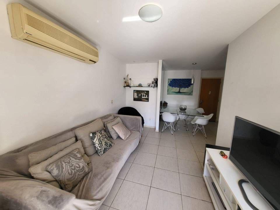 Apartamento à venda com 3 quartos, 95m² - Foto 3