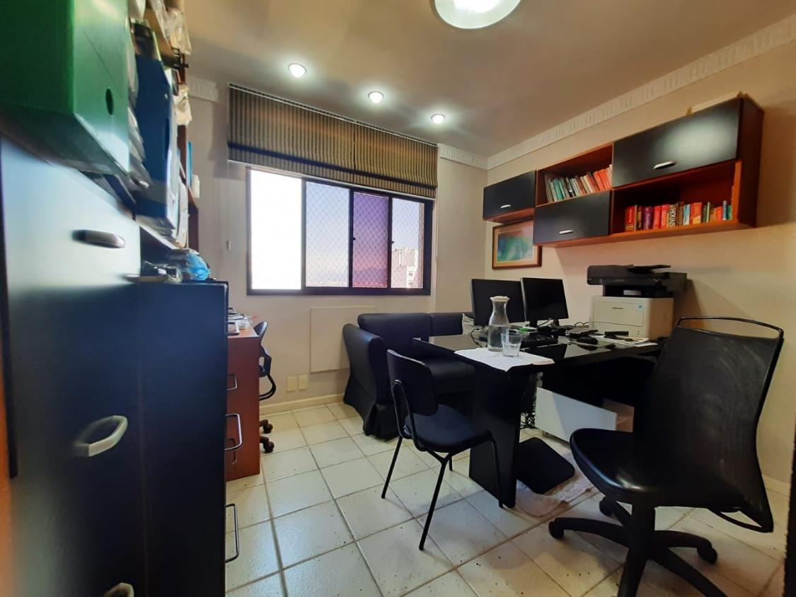 Cobertura à venda com 5 quartos, 341m² - Foto 32