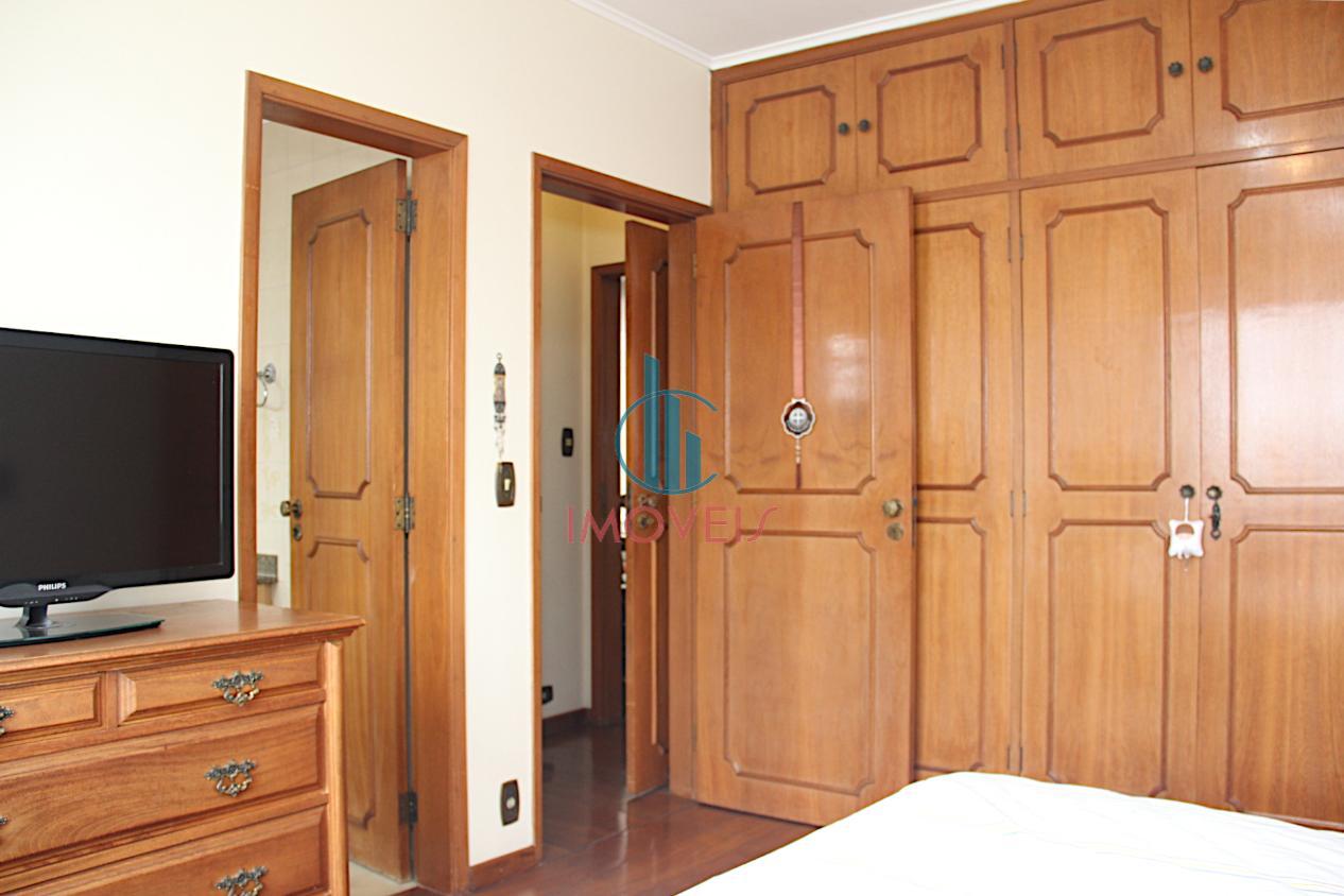 Apartamento à venda com 3 quartos, 146m² - Foto 9