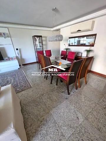 Apartamento à venda com 4 quartos, 204m² - Foto 3