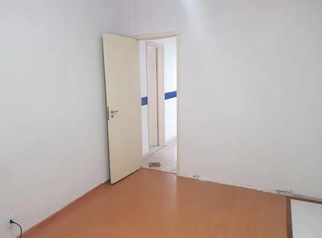 Apartamento à venda com 2 quartos, 82m² - Foto 4