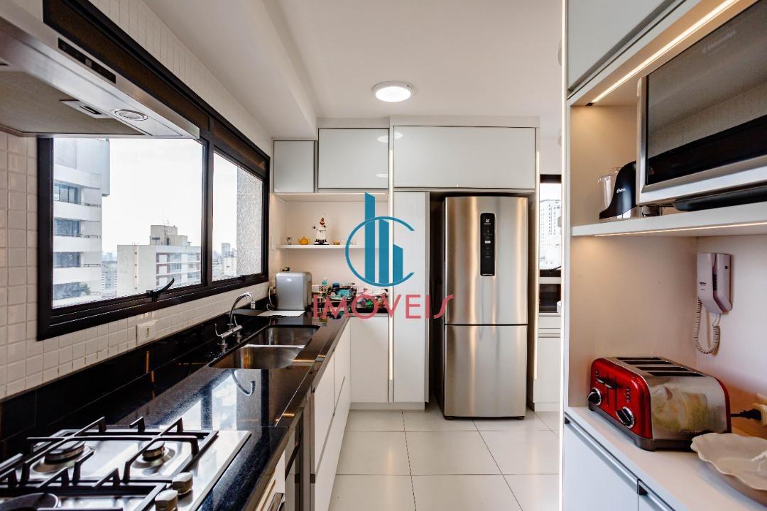 Apartamento à venda com 3 quartos, 215m² - Foto 10