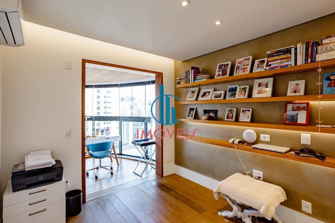 Apartamento à venda com 3 quartos, 215m² - Foto 13