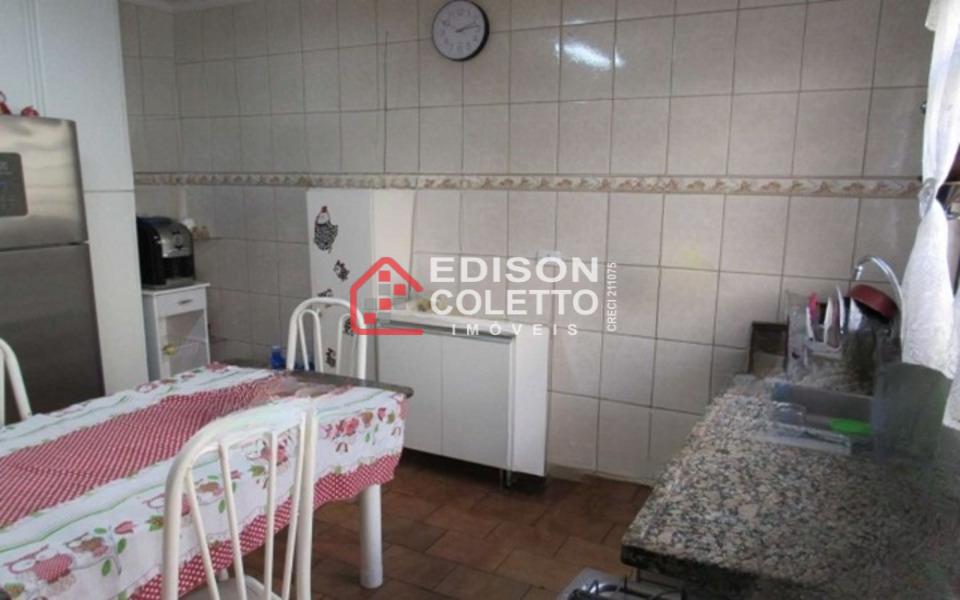 Depósito-Galpão-Armazém à venda com 6 quartos, 1686m² - Foto 22