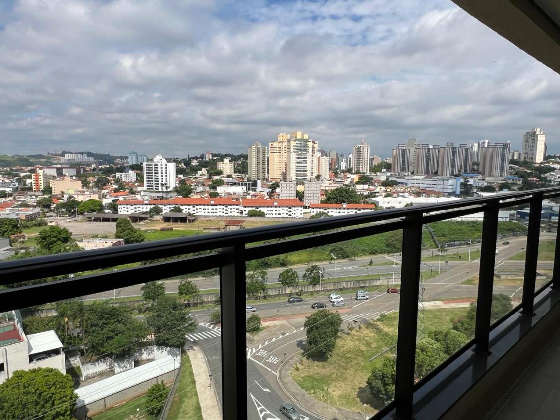 Apartamento à venda com 3 quartos, 144m² - Foto 1