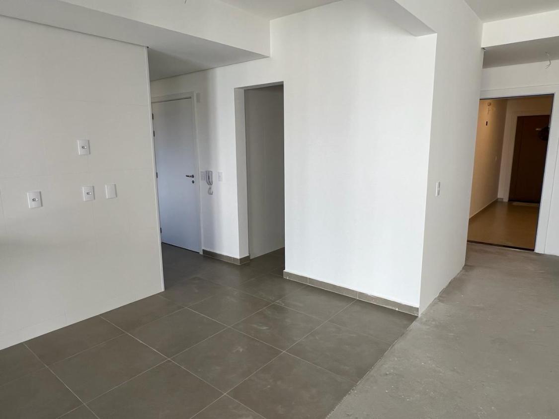 Apartamento à venda com 3 quartos, 144m² - Foto 10