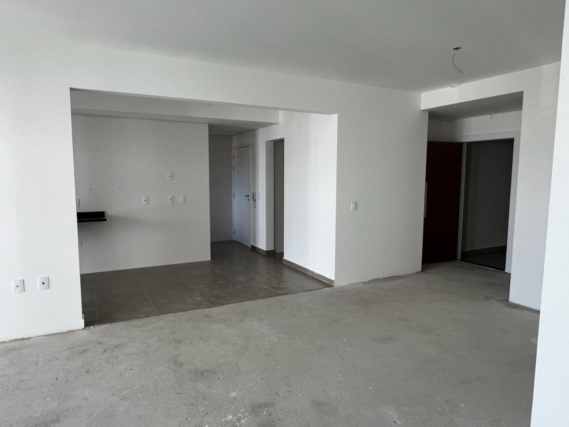 Apartamento à venda com 3 quartos, 144m² - Foto 23