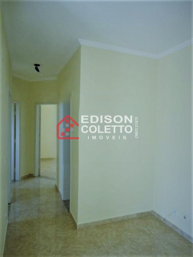 Apartamento à venda com 3 quartos, 74m² - Foto 4