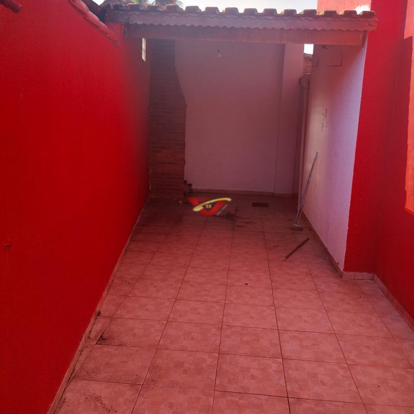 Sobrado à venda com 2 quartos, 98m² - Foto 4