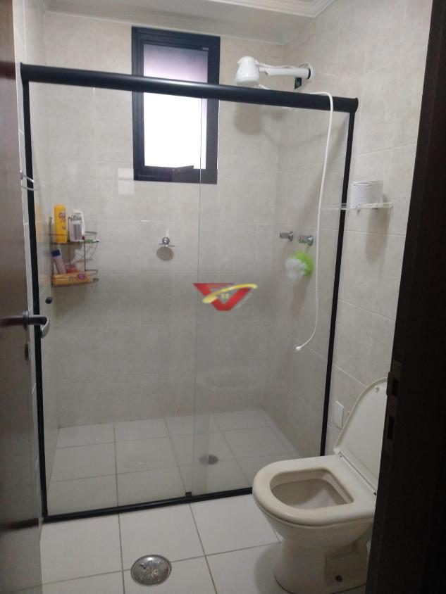 Apartamento à venda com 3 quartos, 200m² - Foto 19