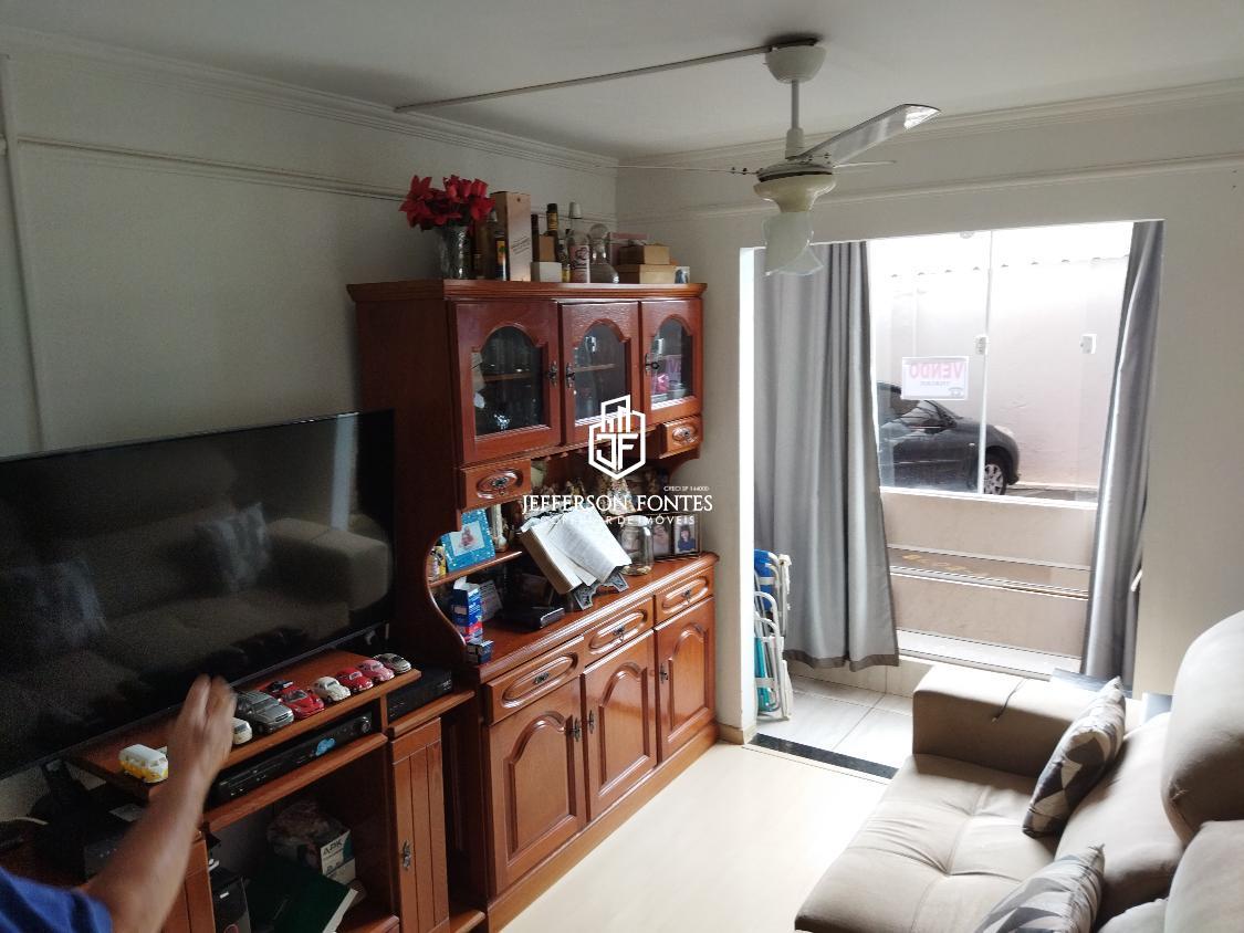 Apartamento à venda com 3 quartos, 74m² - Foto 3