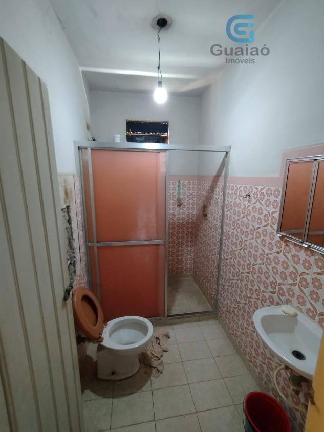 Casa à venda com 2 quartos, 80m² - Foto 15