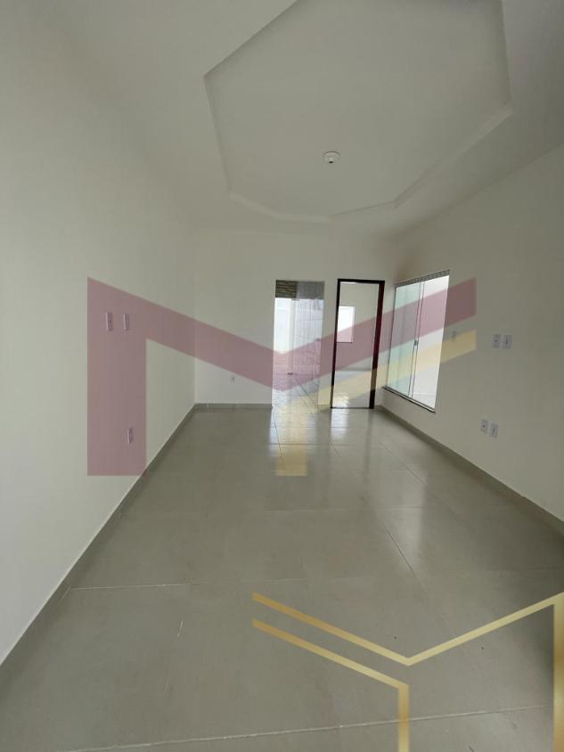 Casa à venda com 2 quartos, 59m² - Foto 2