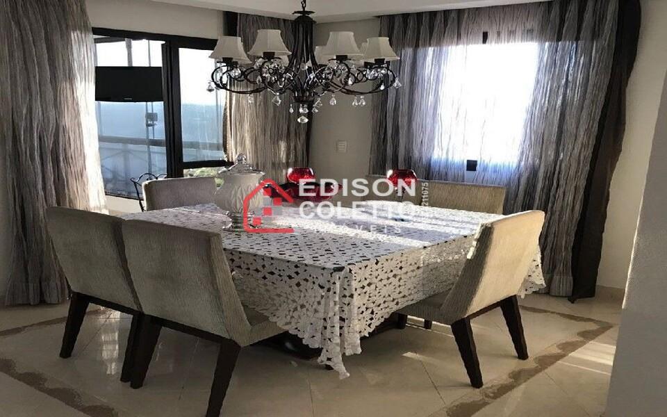 Cobertura à venda com 4 quartos, 250m² - Foto 8