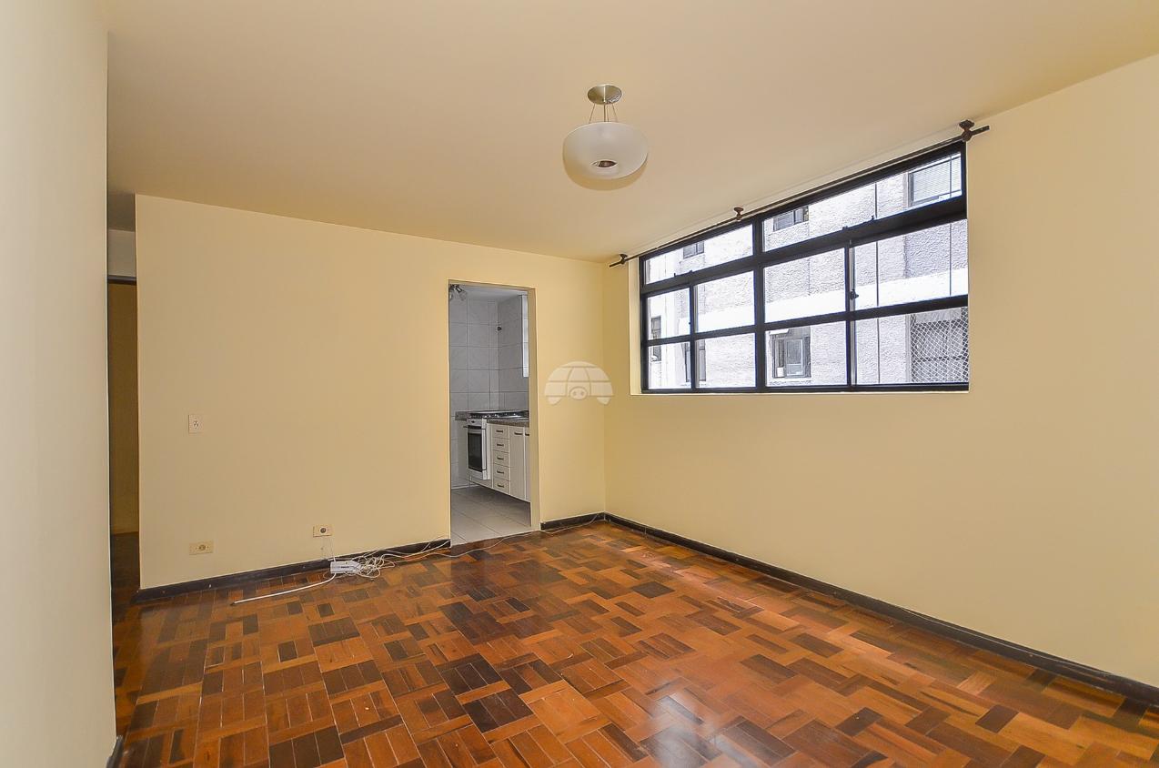 Apartamento à venda com 3 quartos - Foto 2