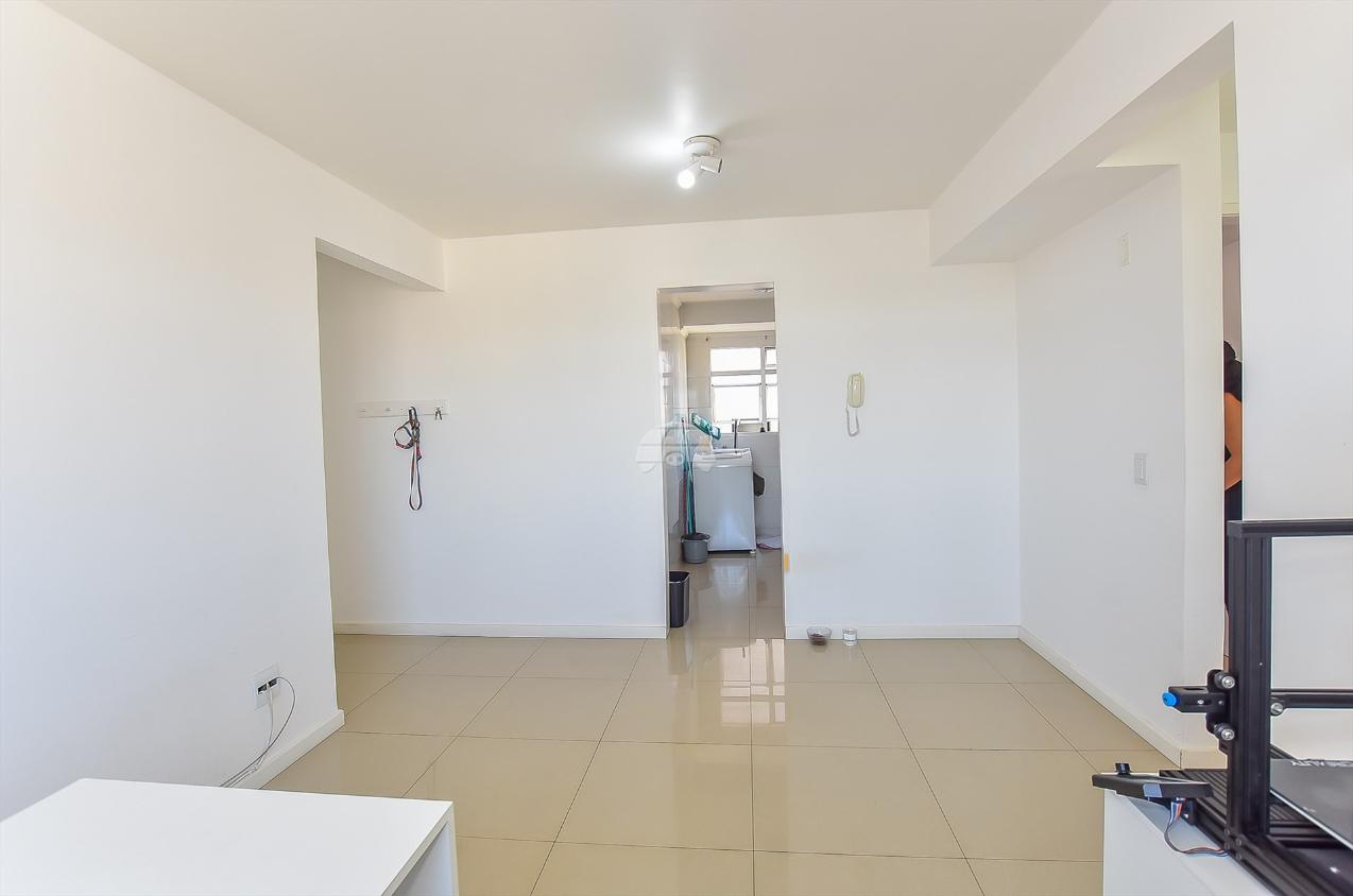 Apartamento à venda com 2 quartos, 40m² - Foto 3