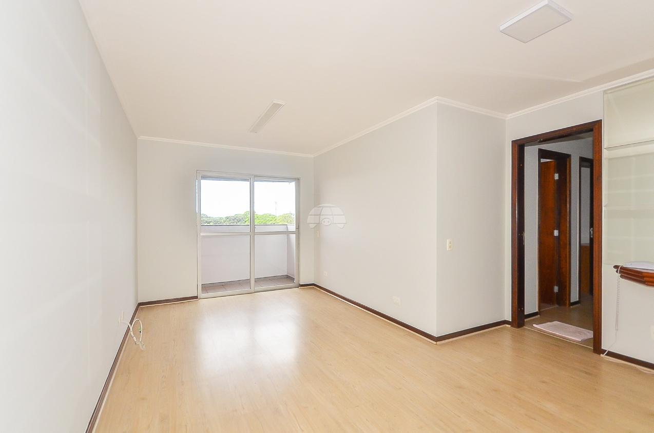 Apartamento à venda com 3 quartos, 82m² - Foto 2