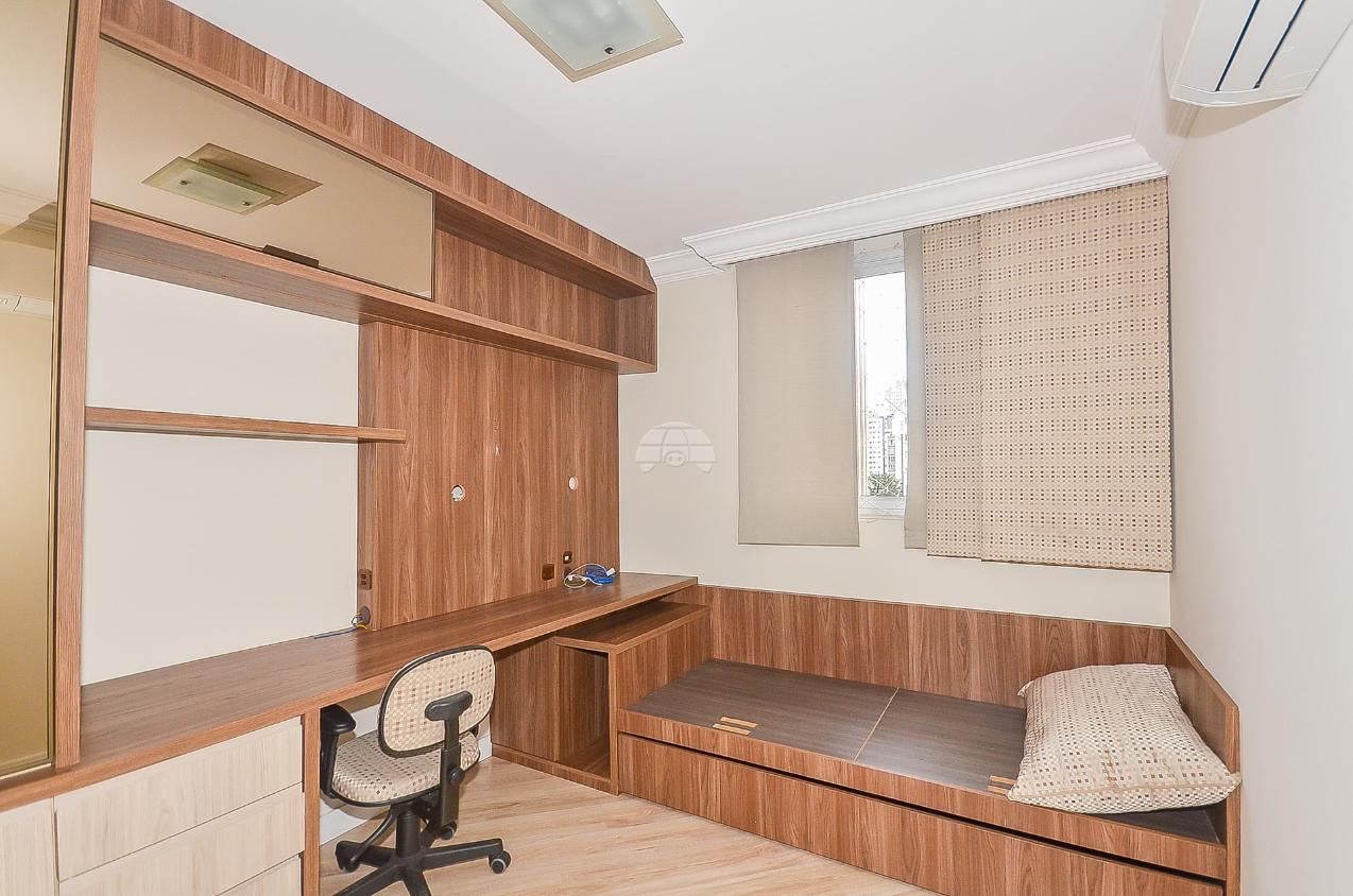 Apartamento à venda com 3 quartos, 149m² - Foto 17