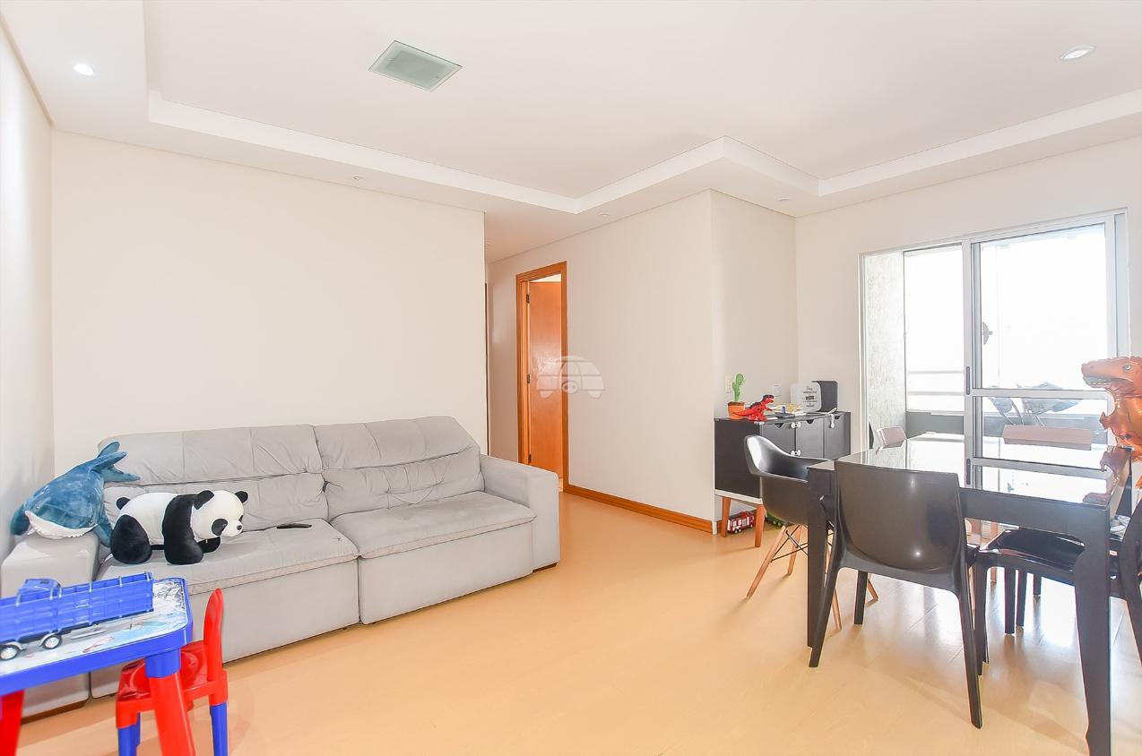 Apartamento à venda com 3 quartos, 78m² - Foto 2