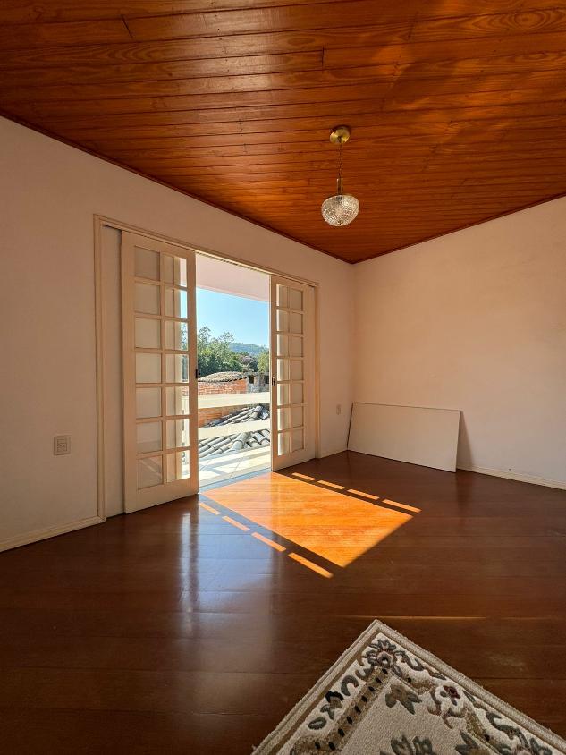 Casa à venda com 4 quartos, 250m² - Foto 16