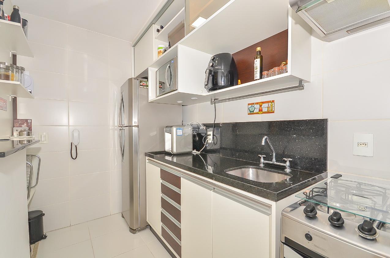 Apartamento à venda com 2 quartos, 62m² - Foto 5