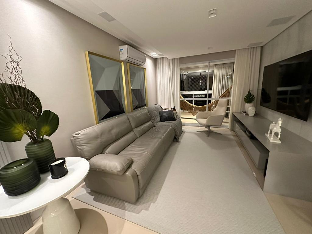 Apartamento à venda com 3 quartos, 175m² - Foto 7