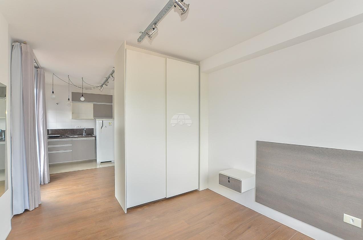 Apartamento à venda com 1 quarto, 27m² - Foto 3