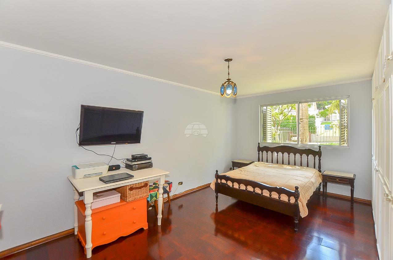 Apartamento à venda com 4 quartos, 200m² - Foto 13