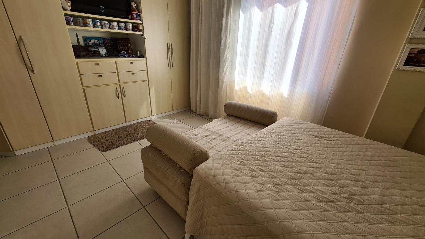 Apartamento à venda com 3 quartos, 110m² - Foto 18