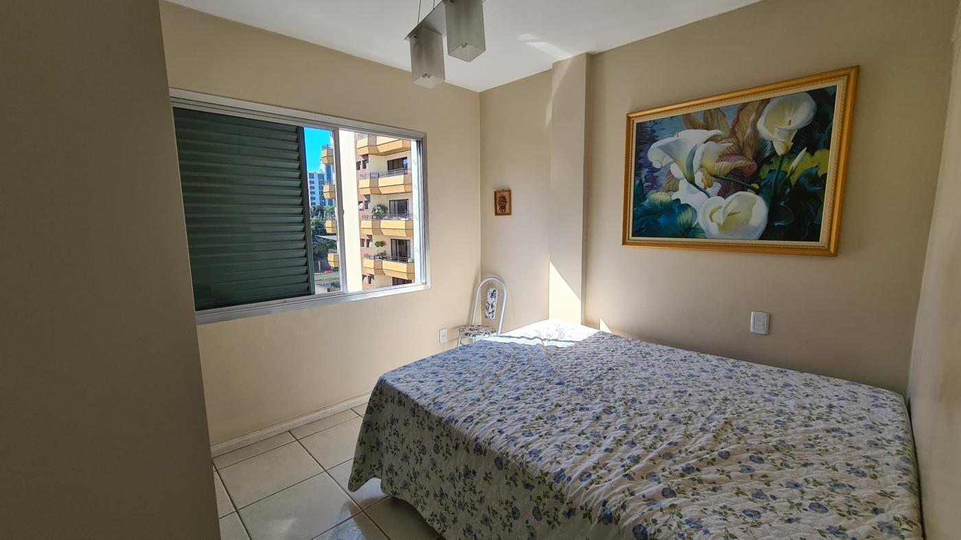 Apartamento à venda com 3 quartos, 110m² - Foto 11