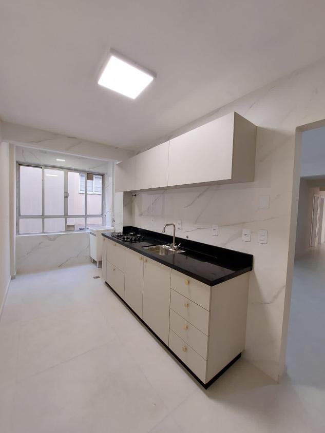 Apartamento à venda com 3 quartos, 92m² - Foto 4